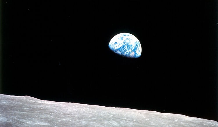 Can humans live on the moon?